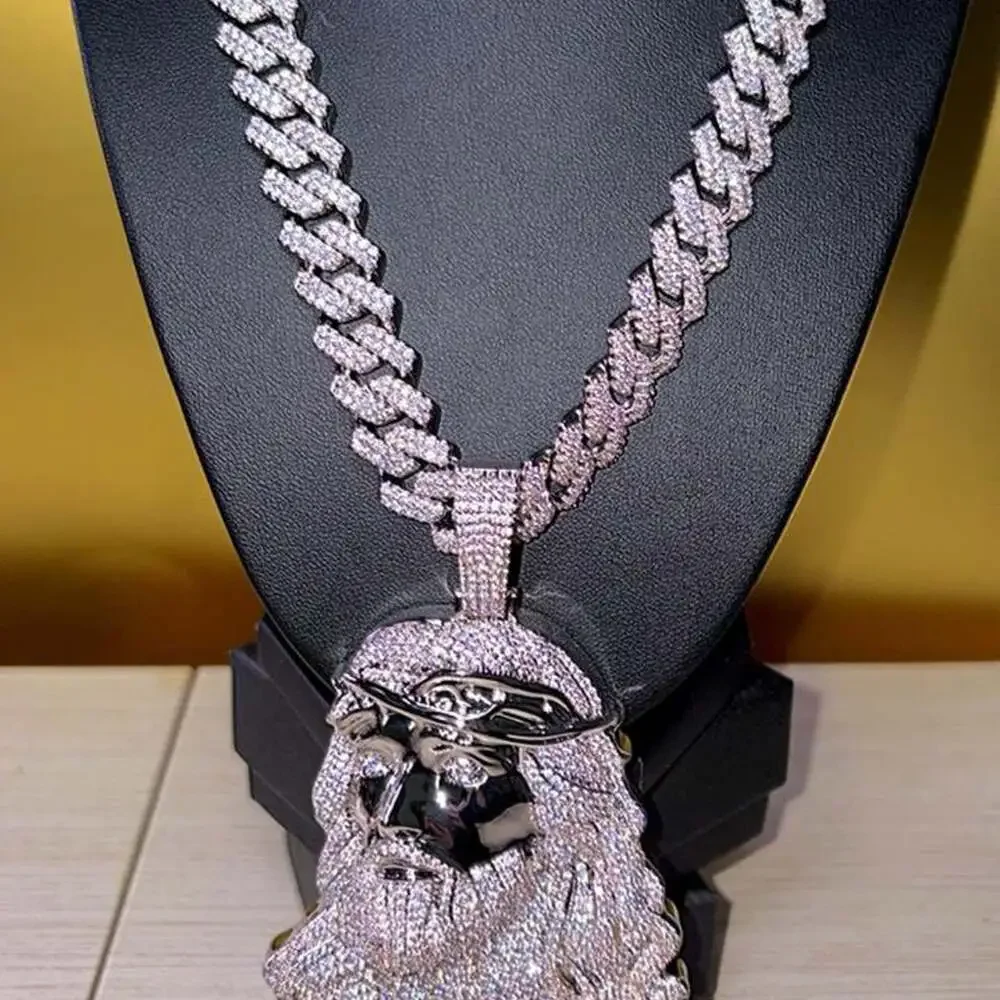 Jesus Pendant With 13 Mm Cuban 639 F